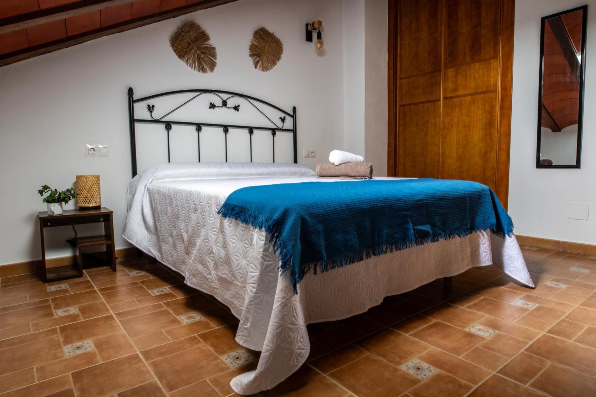 Alojamiento Turistico Loma Alta Cambil ภายนอก รูปภาพ