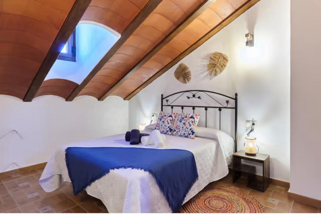 Alojamiento Turistico Loma Alta Cambil ภายนอก รูปภาพ